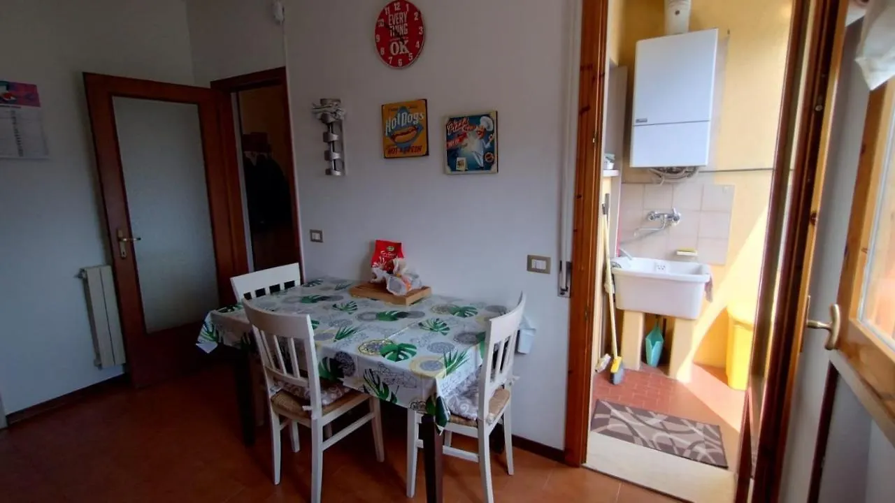 La Casa Dei Viaggiatori - Viareggio - Posto Auto Gratuito Apartamento