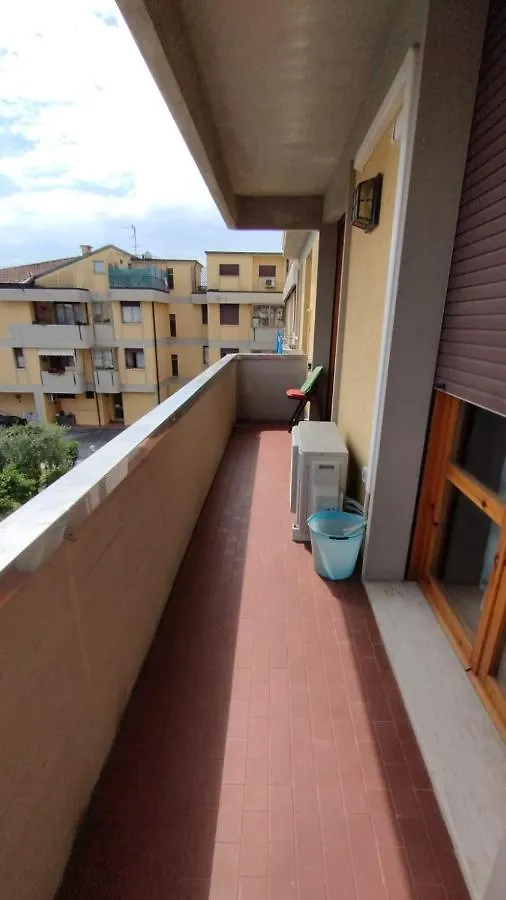 La Casa Dei Viaggiatori - Viareggio - Posto Auto Gratuito Apartment